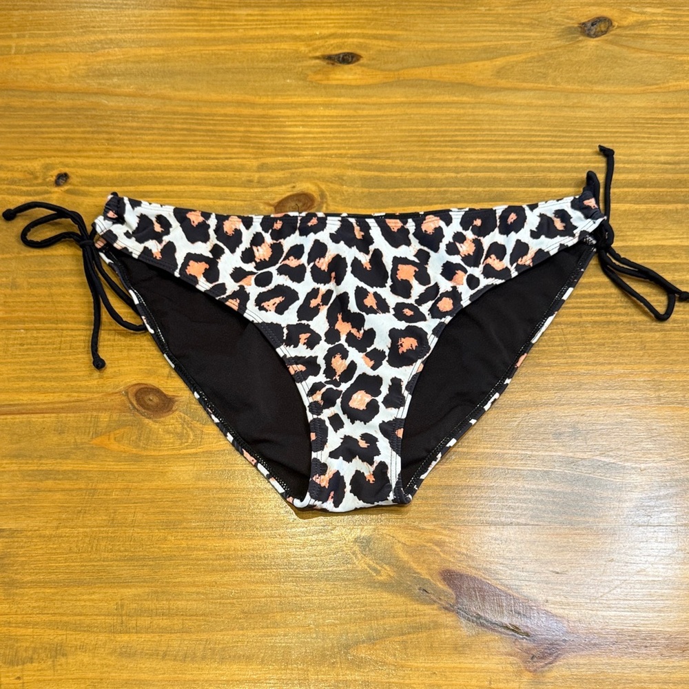 NWOT Leopard Print Bikini Bottoms with Black Ties